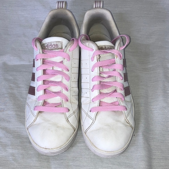 Adidas Women's size 8 White Sneakers with shimmery Pink Stripes - Picture 2 of 16